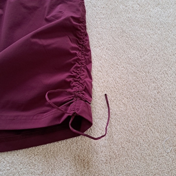 Columbia Skort Women's Small Burgandy Plum Active Skirt With Shorts - Picture 5 of 13